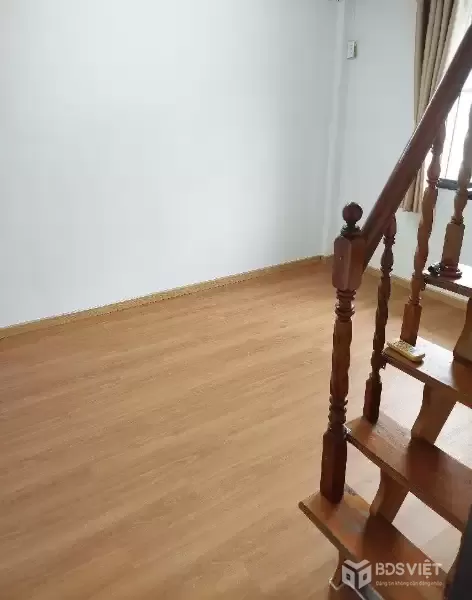 Bán căn hộ Lê Văn Sỹ 2PN, ngay Đặng Văn Ngữ, gần nhà thời Ba Chuông, chỉ hơn 1 tỷ