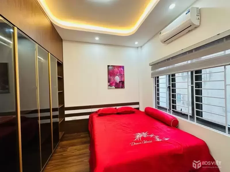 Bán nhà đẹp 2 mặt thoáng Cổ Nhuế, DT 50m2, 4T gần phố