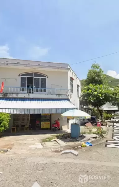 NHÀ 2 TẦNG ĐƯỜNG 10 MÉT HÒN RỚ 1 - THÔNG THẲNG RA BỜ KÈ - CHỈ 4 TỶ 500 
