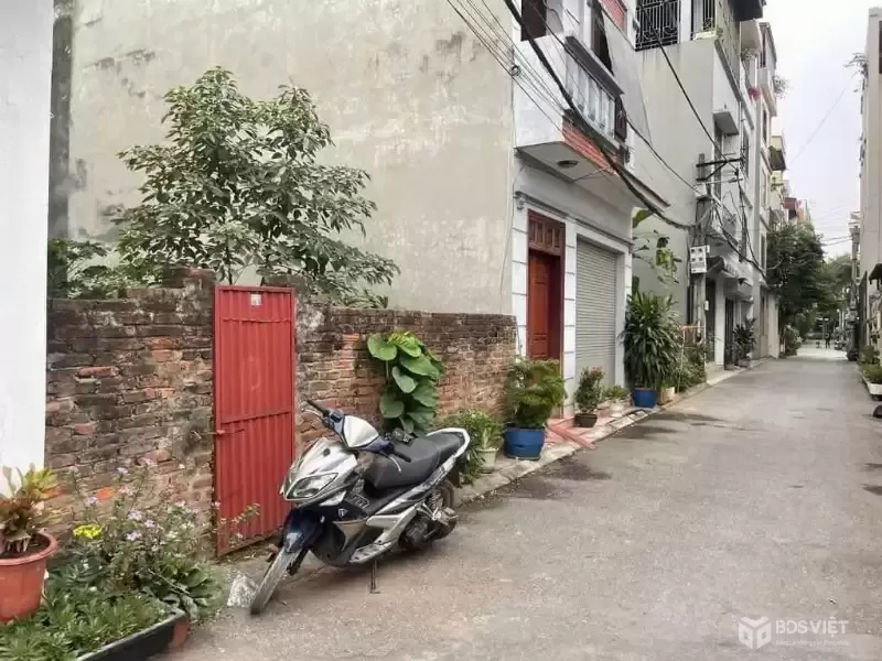 BÁN ĐẤT LIÊN MẠC - DT45M2 - MT4M - GIÁ 4.7 TỶ - NGO Ô TÔ THÔNG THOÁNG