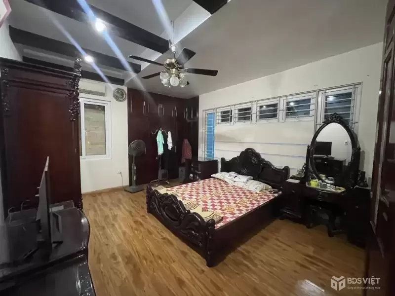 Bán nhà Thuỵ Phương 40m2, 5 tầng mới, sân ô tô, ngõ thoáng