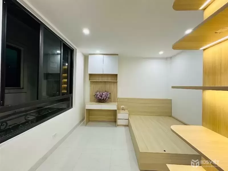 CẦU GIẤY 35M x5 TẦNG-7,7 TỶ NHÀ ĐẸP,NGÕ BA GÁC,THÔNG CÁC NGẢ,GẦN PHỐ