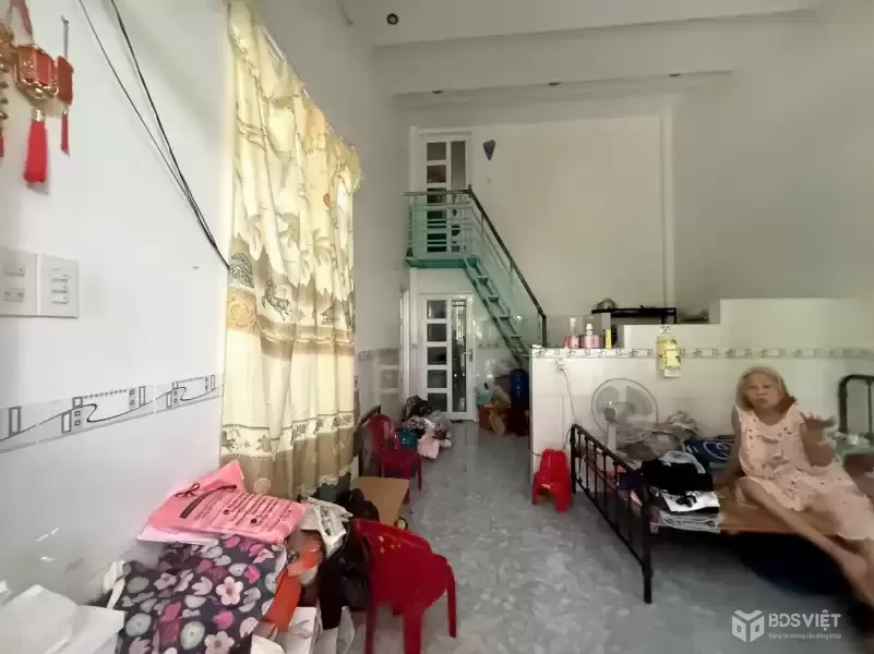 Bán nhà Vĩnh Ngọc kèm 2 phòng trọ cho thuê, Phường Tây Nha Trang 