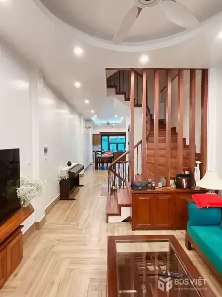 BÁN NHÀ ĐẸP THỤY PHƯƠNG - DT34M2 - 5 TẦNG - GIÁ 6,3 TỶ - CÒ  DUY NHẤT 1 CĂN