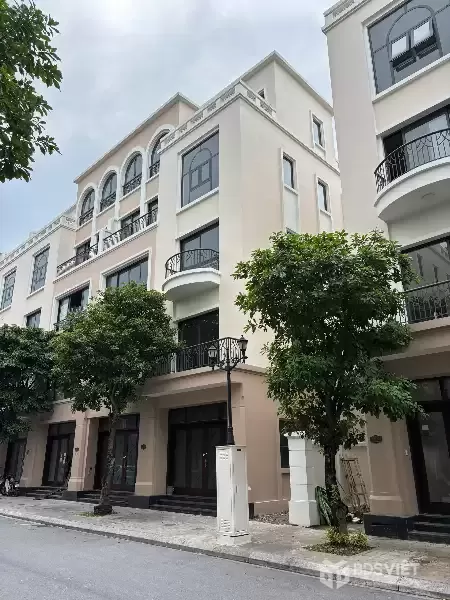 Bán liền kề xẻ khe 3 mặt thoáng, giống biệt thự song lập, giá rẻ MTG