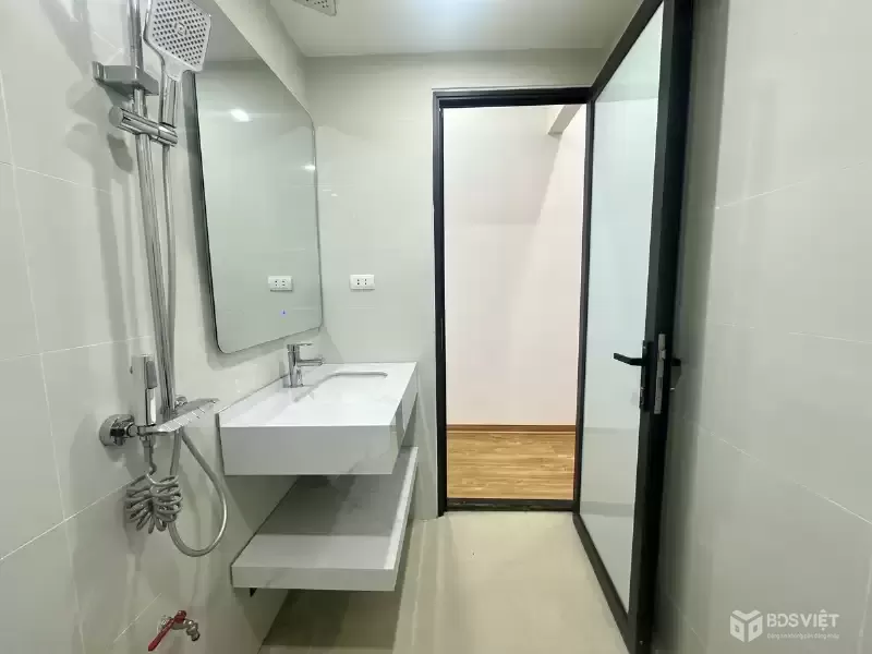 Bán Nhà Nguyễn Phúc Lai 39/45m2. 5 tầng. mặt tiền 3.3m. giá 13.2 tỷ Đống Đa Hà Nội