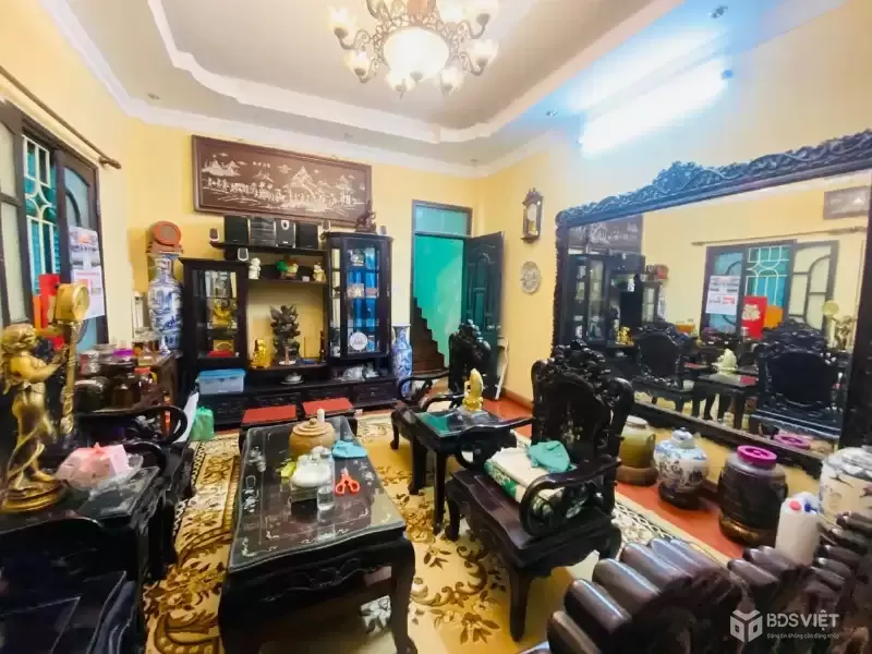 Bán Nhà Đào Tấn 36/40m2. 6 tầng. mặt tiền 4.1. giá 13.5 tỷ Ba Đình Hà Nội