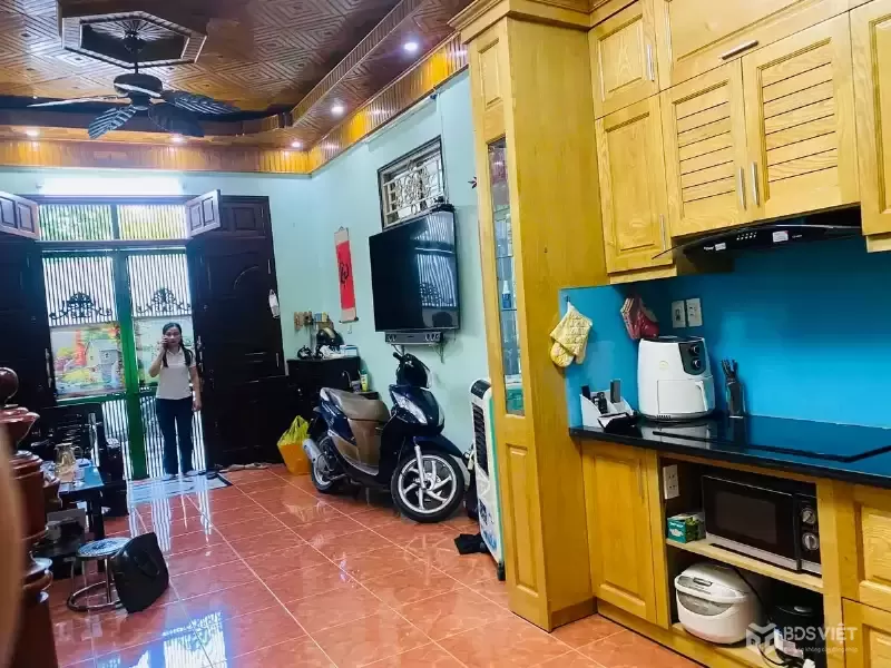 Bán Nhà Đào Tấn 36/40m2. 6 tầng. mặt tiền 4.1. giá 13.5 tỷ Ba Đình Hà Nội