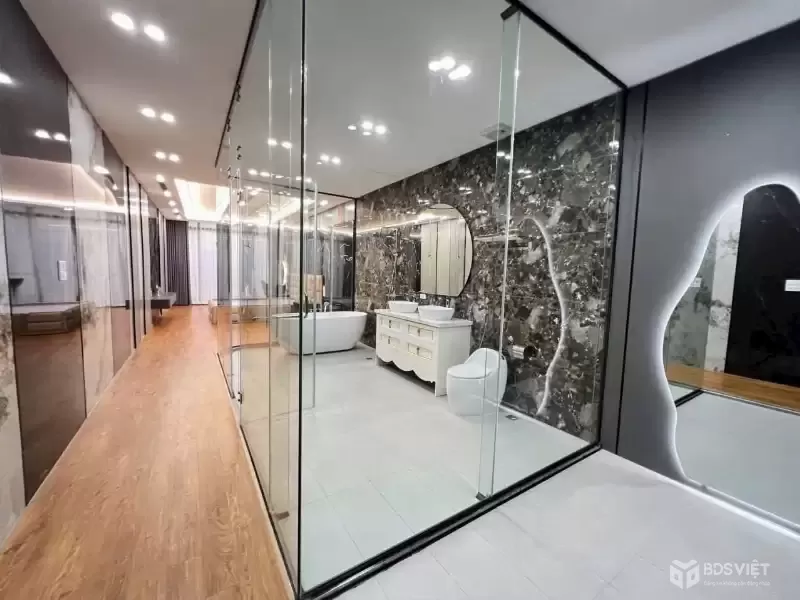 NHÀ ĐẸP LONG BIÊN - NGUYỄN VĂN CỪ 6 TẦNG THANG MÁY