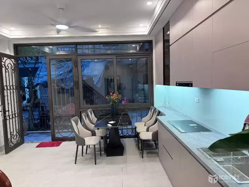 SIÊU PHẨM 6 TẦNG TẠI PHỐ HOA LÂM - VIỆT HƯNG GIÁ RẺ
