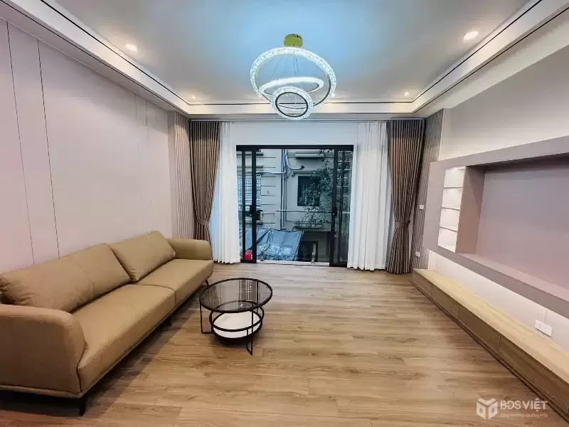 SIÊU PHẨM 6 TẦNG TẠI PHỐ HOA LÂM - VIỆT HƯNG GIÁ RẺ