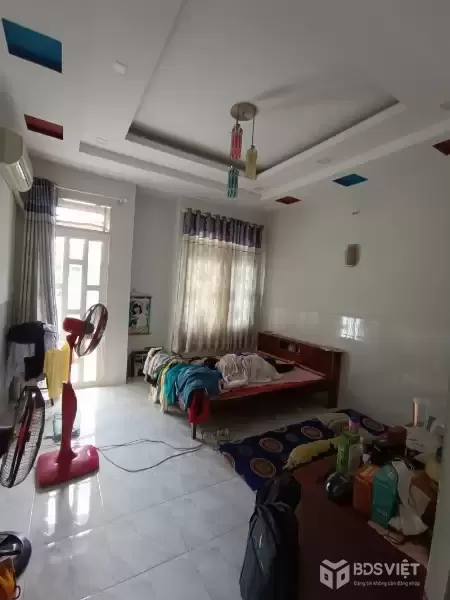 Bán nhà Trịnh Đình Trọng - DT 112m2 (4.3 x 26)m - 4 Tầng - Hẻm 10m xe tải thông