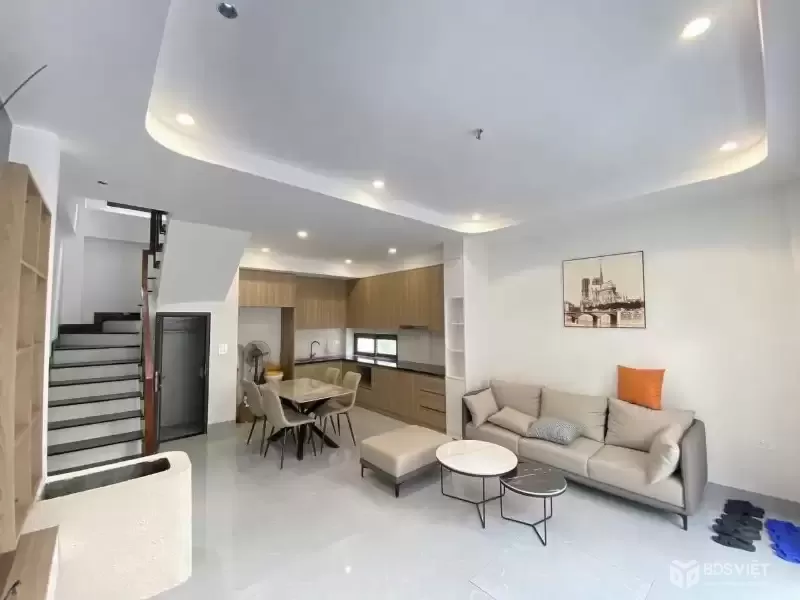 Cần tìm chủ nhân cho ngôi nhà 4 tầng mới tinh
 tại Đông Anh