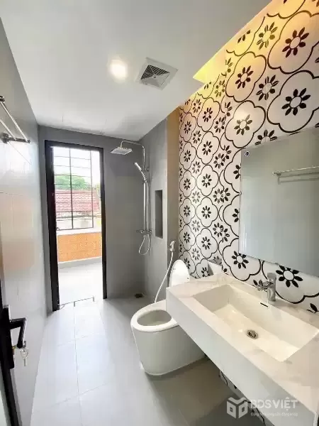 Cần tìm chủ nhân cho ngôi nhà 4 tầng mới tinh
 tại Đông Anh