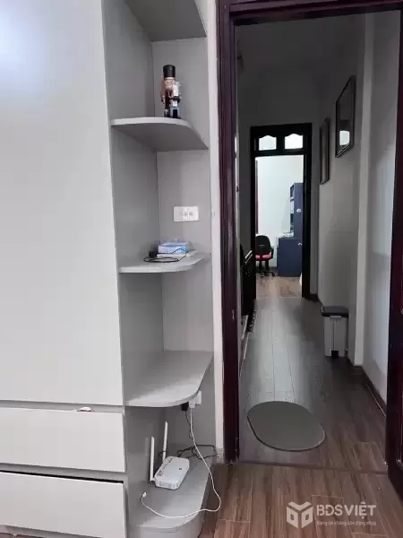 DỊCH VỌNG CẦU GIẤY 68M x5 TẦNG 15,5 TỶ NGÕ THẲNG,GẦN PHỐ,LÔ GÓC,Ô CHỜ THANG MÁY