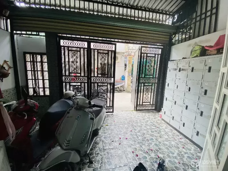 BÁN GẤP Nhà Hẽm Huỳnh Tấn Phát, Quận 7 - Vị Trí Vàng,5x19- 8 ty5