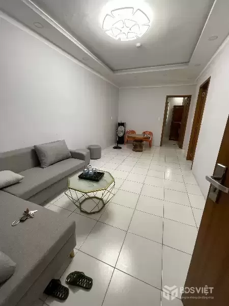 CHO THUÊ CĂN HỘ HUD Ct1 A có nội thất Giá 6 triệu