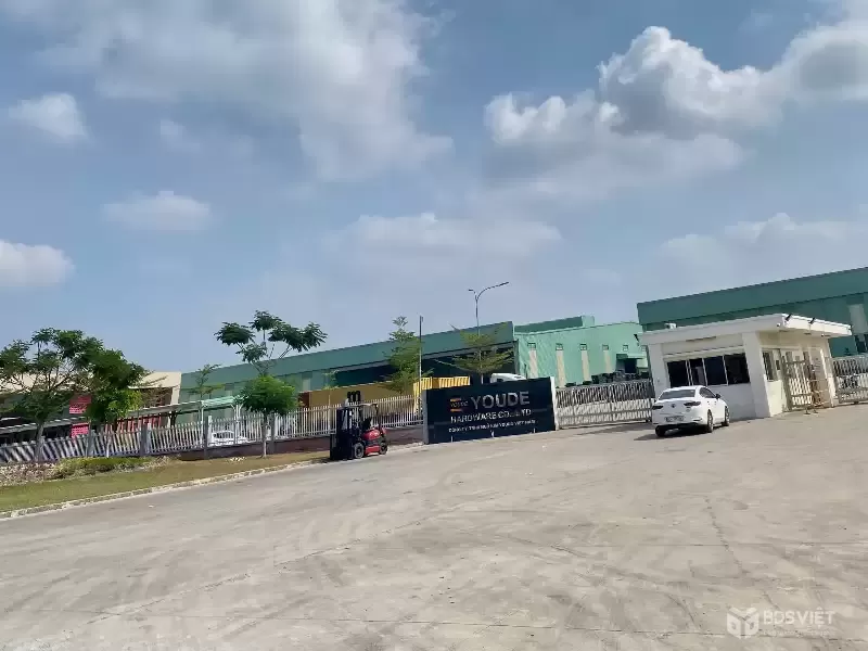 NỢ TIỀN BÁN GẤP 275M2 ĐẤT THỔ CƯ SÁT CHỢ, TR.HỌC GẦN KCN ĐANG HĐ. GIÁ 190TR 