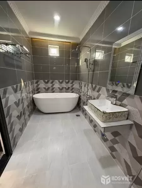 Nhà Đẹp 120m² – Mới Xây – Trung Tâm Thủ Dầu Một – Đường Ô Tô