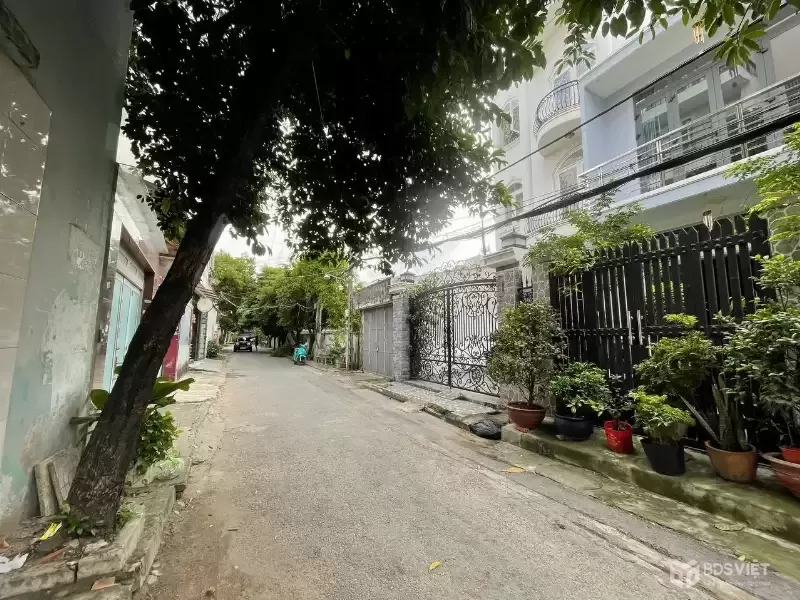 Bán nhà Lê Đình Thám, Tân Phú - 105m2, 5.1m, 3T - Hẻm 6m xe tải thông