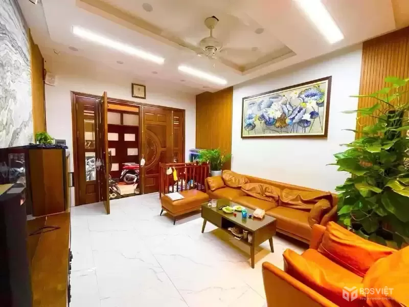 Bán Nhà Hoàng Hoa Thám 43m2. 5 tầng. mặt tiền 3.9m. giá 9.4 Tỷ Ba Đình Hà Nội