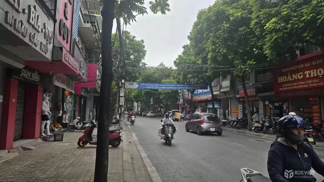 Bán nhà 99 Phạm Ngũ Lão, phường Lê Thanh Nghị, Hải Dương (nay là Hải Phòng). 135m2, MT 4.65m, 2 tầng, miễn TG