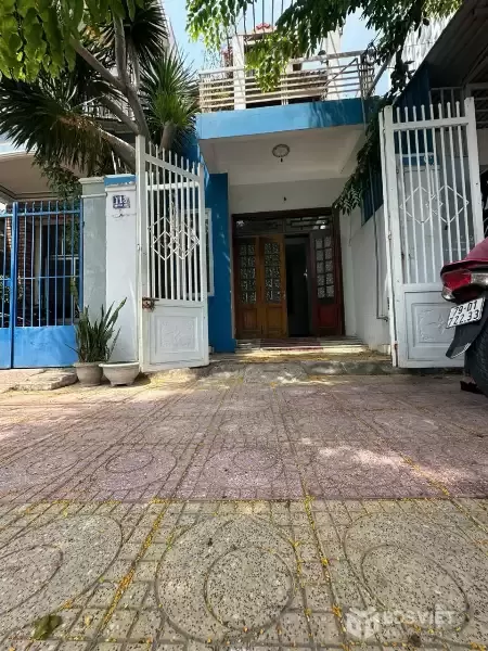 Nhà 3 tầng mái Thái mặt tiền đường Trường Sơn, Vĩnh Trường, Nha Trang sát bên chung cư PH, ra biển 900m