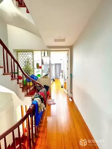 PHÙNG CHÍ KIÊN 60M-19 TỶ,PHÂN LÔ,Ô TÔ ĐÕ CỬA,TƯƠNG LAI MẶT PHỐ,2 THOÁNG,DÂN XÂY,FULL NỘI THẤT