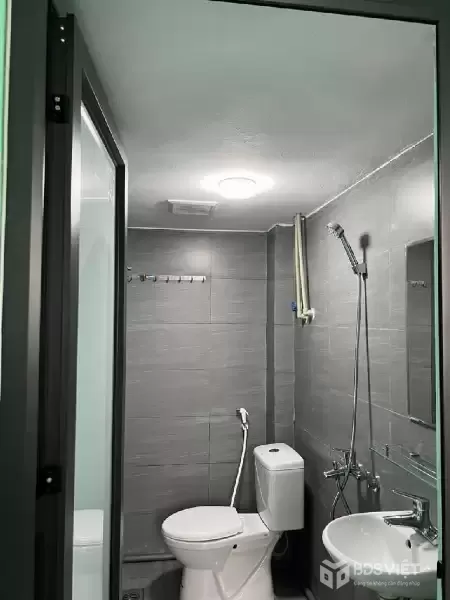 Nhà mặt phố Cầu Giấy 64m2, 7 tầng, 2 mặt tiền ô tô tránh, kinh doanh đa dạng