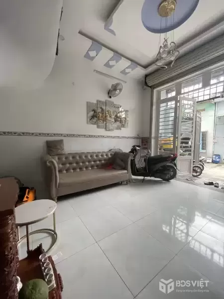 Nhà Lầu – Hẻm Xe Hơi 5M Thông – Gần Chợ Bình Thành Bình Hưng Hòa B