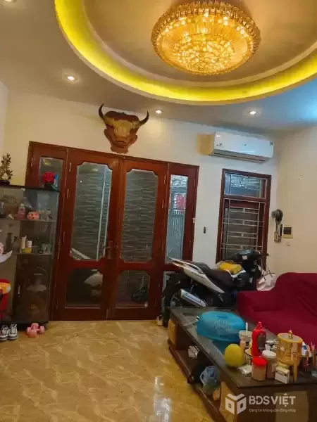 Bán Nhà Tây Sơn 50m2. 5 tầng. mặt tiền 5m. giá 12.5 Tỷ Đống Đa Hà Nội