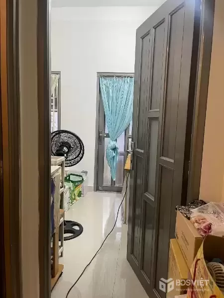 Bán nhà 3 tầng đẹp, 40m² (4x10), Hẻm xe tải 6m, gần Kinh Dương Vương, chỉ hơn 4 tỷ