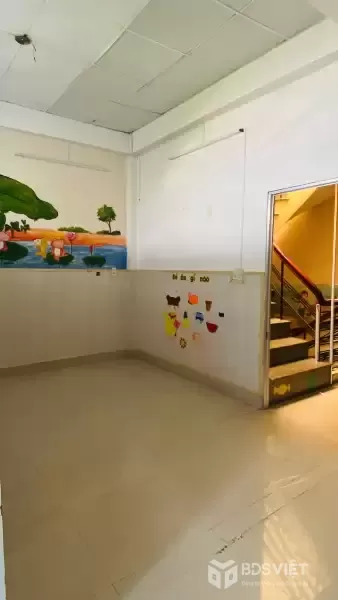 CHO THUÊ NHÀ MẶT TIỀN TRẦN BÌNH TRỌNG – GẦN NGÃ TƯ MÊ LINH - 22Tr/ tháng