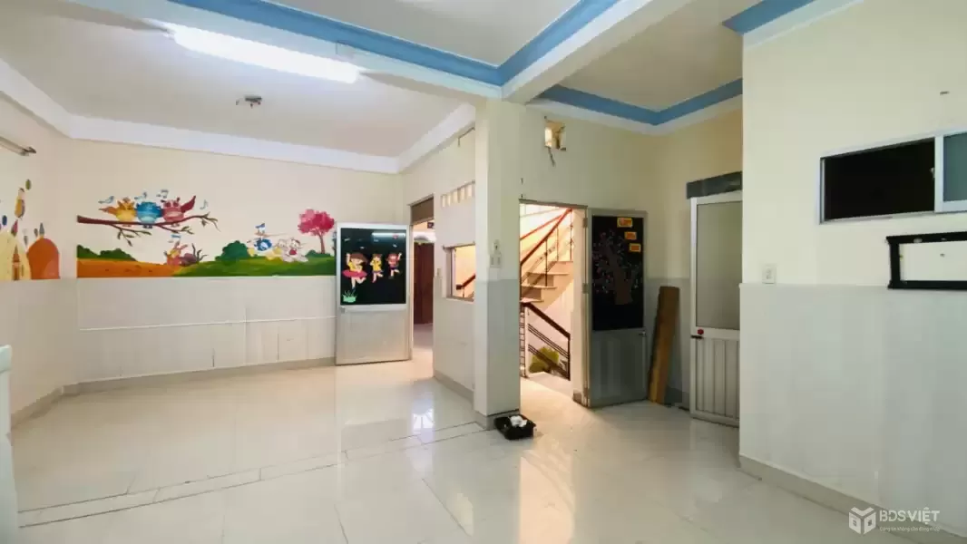 CHO THUÊ NHÀ MẶT TIỀN TRẦN BÌNH TRỌNG – GẦN NGÃ TƯ MÊ LINH - 22Tr/ tháng