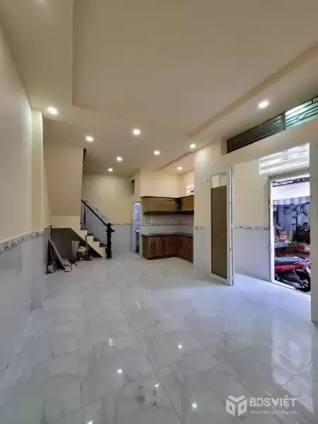 CHO THUÊ NHÀ NGUYÊN CĂN-QUẬN 10-CAO THẮNG-4PN-NGANG 4M-CHỈ 14TR