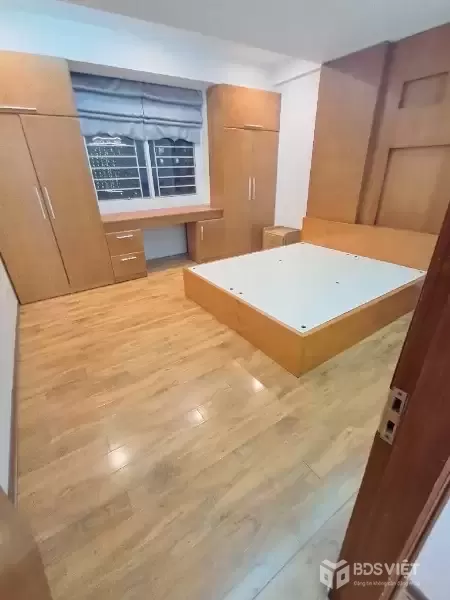 CHUNG CƯ TRÀN QUÝ KIÊN DT 76M 2 NGỦ GIÁ 6,3 TỶ-LÔ GÓC,NHÀ ĐẸP Ở NGAY
