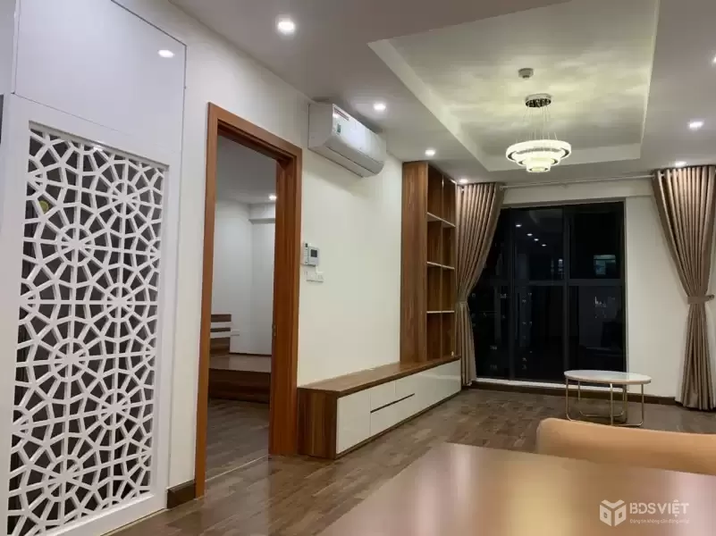 chính chủ cần bán căn hộ 2N-2Vs goldmark 136 hồ tùng mậu giá 7 tỷ xxx nhỏ,để lại full nội thất