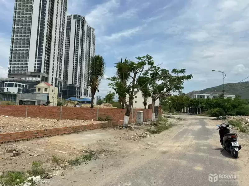Bán Đất Biệt Thự Mặt Tiền Đường Huỳnh Văn Nghệ - Vĩnh Hoà - Bắc Nha Trang.
