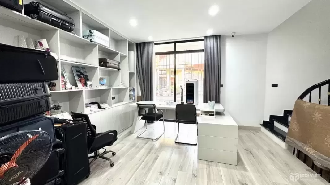 CHÙA HÀ 51M x5 TẦNG 22,6 TỶ,Ô TÔ ĐỖ CỬA,NHÀ ĐẸP,FULL NỘI THẤT