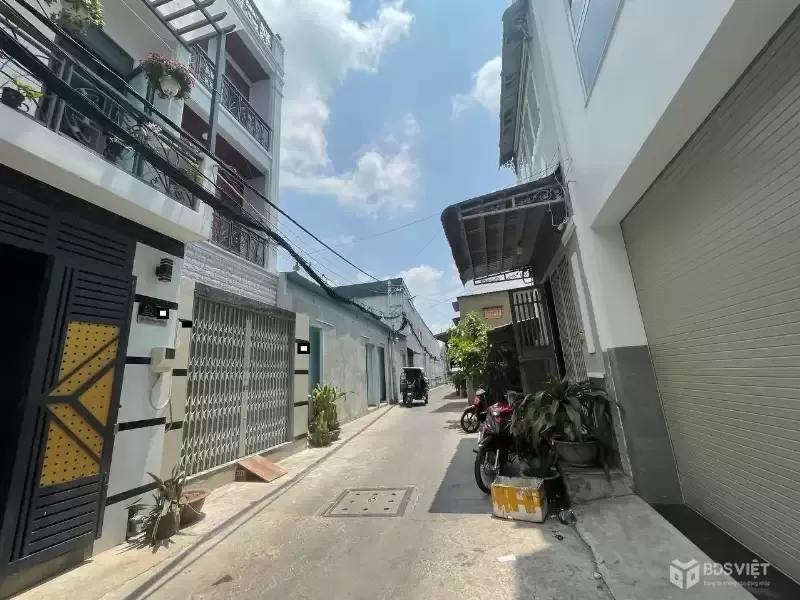 Bán Nhà Lê Trọng Tấn, Tân Phú - 71m2 A4, Ngang 5m, Hẻm 5m xe hơi vào nhà