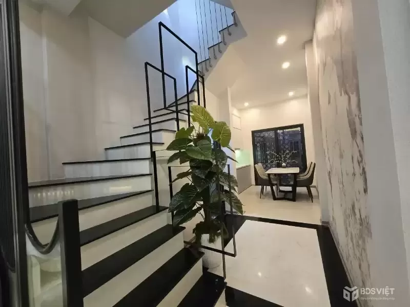 Bán Nhà Bùi Ngọc Dương 33m2. 4 tầng. mặt tiền 3.02m. giá 10.5 Tỷ Hai Bà Trưng Hà Nội