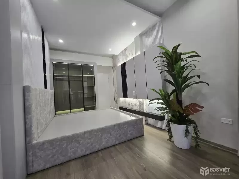 Bán Nhà Bùi Ngọc Dương 33m2. 4 tầng. mặt tiền 3.02m. giá 10.5 Tỷ Hai Bà Trưng Hà Nội