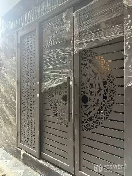 Bán Nhà Vĩnh Tuy 31/54m2. 5 tầng, mặt tiền 4.2m. giá 7.5 tỷ Hai Bà Trưng Hà Nội