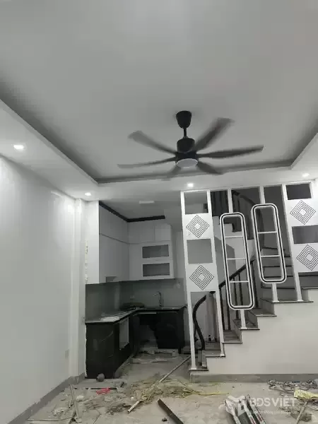 Bán Nhà Vĩnh Tuy 31/54m2. 5 tầng, mặt tiền 4.2m. giá 7.5 tỷ Hai Bà Trưng Hà Nội