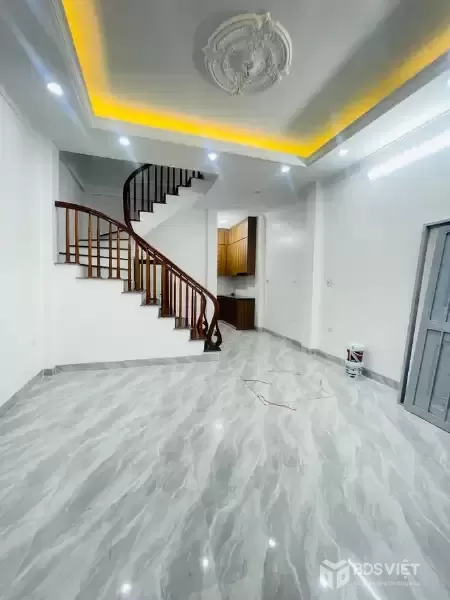 Bán Nhà Đê Trần Khát Chân 37m2.  5 tầng. mặt tiền 4m. giá 7 Tỷ Hai Bà Trưng Hà Nội