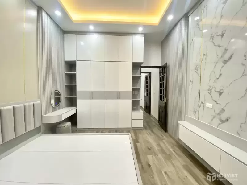 Bán Nhà Trần Khát Chân 37m2. 5 tầng. mặt tiền 4m. giá 8.2 tỷ Hai Bà Trưng Hà Nội