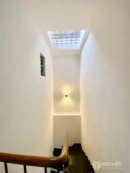 Bán Nhà Trần Khát Chân 37m2. 5 tầng. mặt tiền 4m. giá 8.2 tỷ Hai Bà Trưng Hà Nội