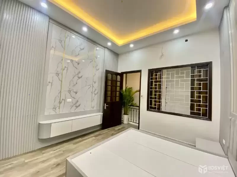 Bán Nhà Trần Khát Chân 37m2. 5 tầng. mặt tiền 4m. giá 8.2 tỷ Hai Bà Trưng Hà Nội