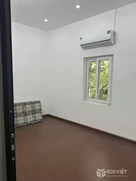 Bán Nhà Hoàng Hoa Thám 44m2. 3 tầng. mặt tiền 4. giá 7.95 tỷ Ba Đình Hà Nội