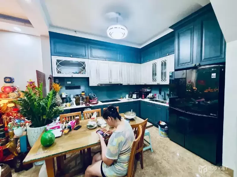 Bán Nhà Hồ Đắc Di 39m2, 6 tầng. mặt tiền 5.3m. giá 11 Tỷ Đống Đa Hà Nội